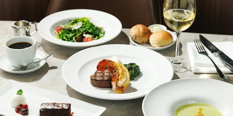 【ランチ限定】熟成フィレ120g、グリルロブスターテール等 Wメイン全8品					＋飲み放題＆食後カフェ付