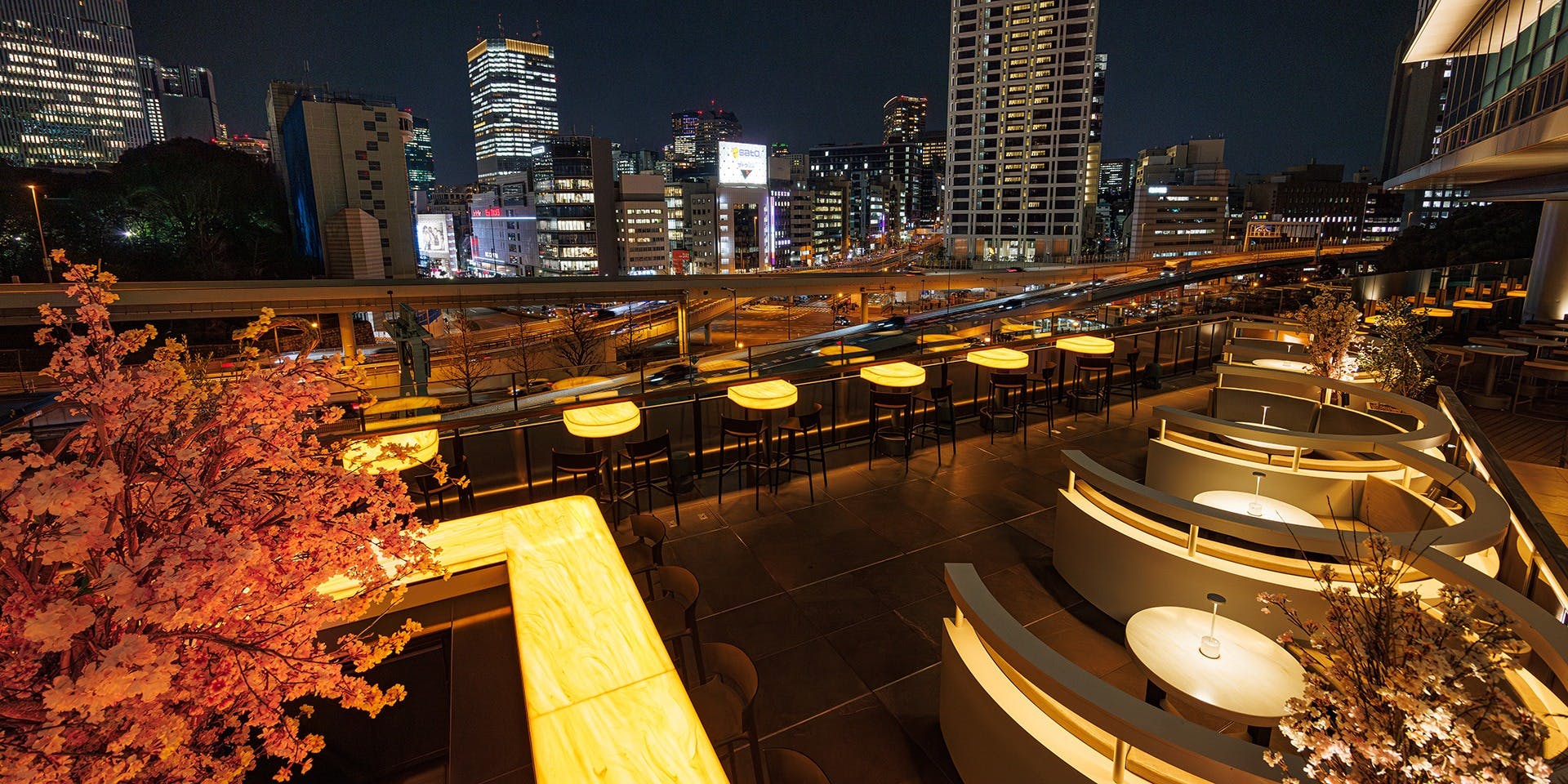 ベンジャミンテラスラウンジ (BENJAMIN TERRACE LOUNGE) - 画像2