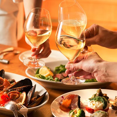 「旬の食材を使った季節限定おすすめメニューの数々」