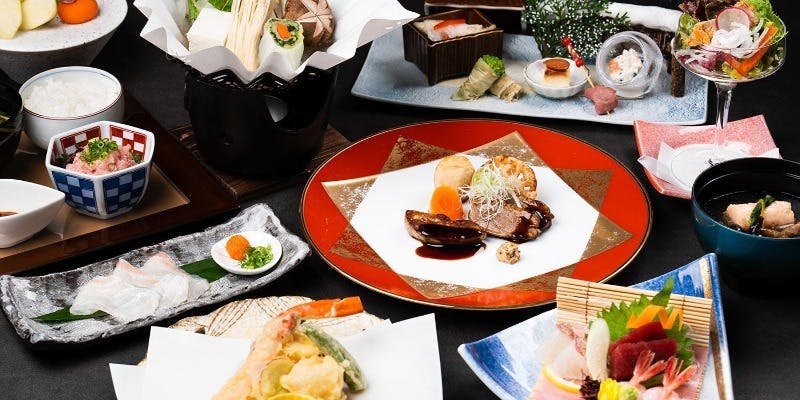 【11・12月】会席「寒椿（かんつばき）」合鴨とフォワグラの鍬焼き、ズワイ蟹とふぐ白子の天婦羅など全9品