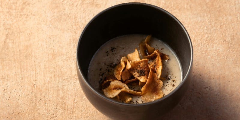 シーズナルランチコース｜ホリデームード漂うテラスビューで味わう季節の全3品（Xmas2025）