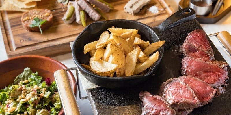 【スタンダードコース】WAGYUステーキ×ビストロ定番料理6皿＋飲み放題120分