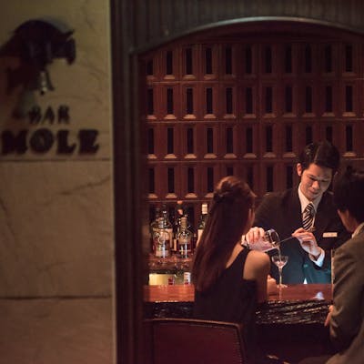 会員制の魅力。心通じ合う空間で過ごす、和やかな社交の時間