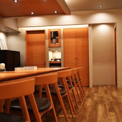 温かみのある落ち着いた空間