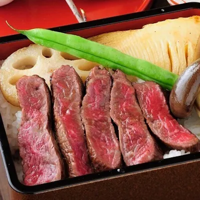 旬を味わう、心に残る一皿。極上の料理で彩る至福のひととき。