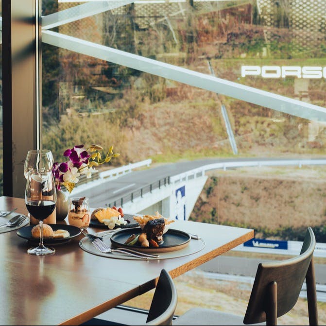 Restaurant 906 ブランチメニュー（11時30分開始） ランチ プラン