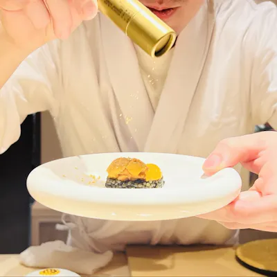 細部にまでこだわった、食材、お酒、器、料理の見せ方。至福のもてなし