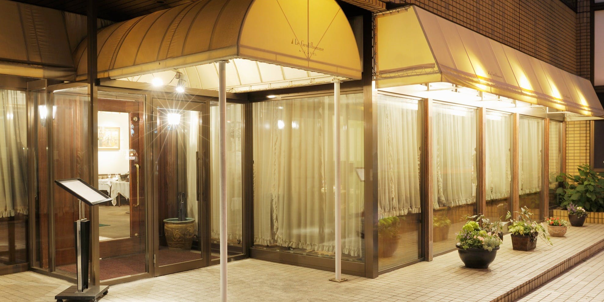 ル・ジャンティオム（Le Gentilhomme）