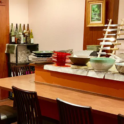 和の趣が感じられる店内