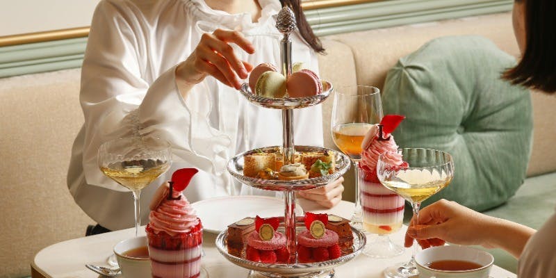 アフタヌーンティー LADUREE HIBIYA（平日限定）