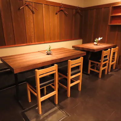 木のぬくもりを感じられるゆったりとした内観