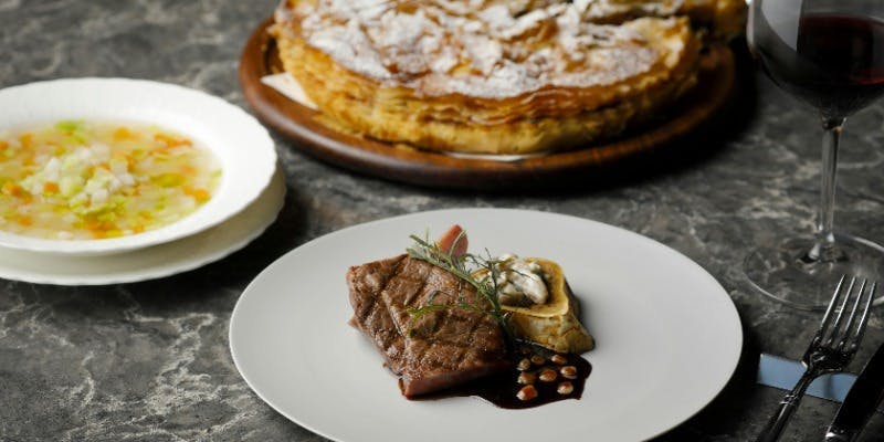 「6品コース：ツール・ド・フランス 」前菜全品＆ダブルメイン・デザート（期間限定セール！）