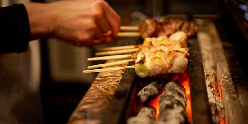 【三島コース】炭焼き6種、薪焼き3種、土鍋ご飯、デザートなど焼鳥堪能コース