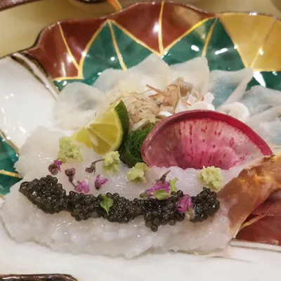 季節の食材をふんだんに使ったおまかせ料理