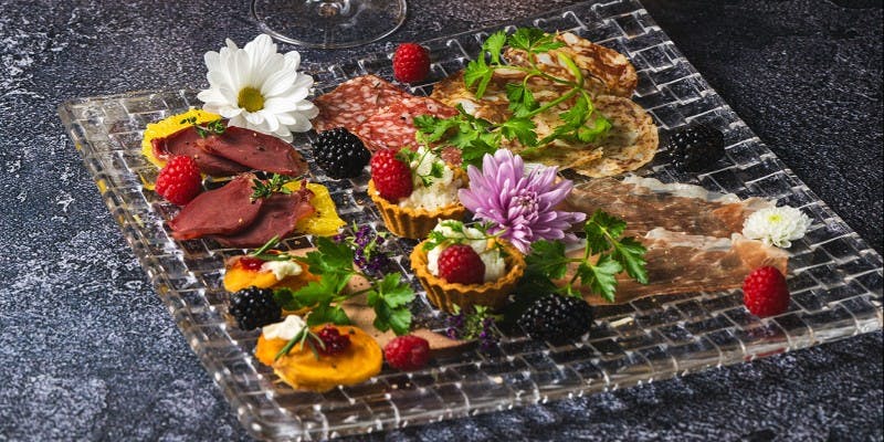 【Xmas2024】12月19日から25日までの7日間限定特別ランチコース＋特選Xmasケーキ（1日1組様限定）