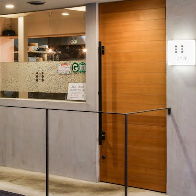 JR甲府駅近くにございます