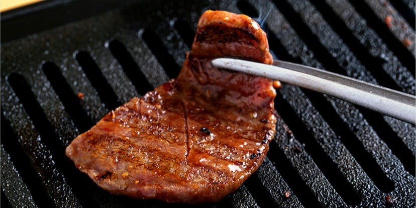 肉のあかい