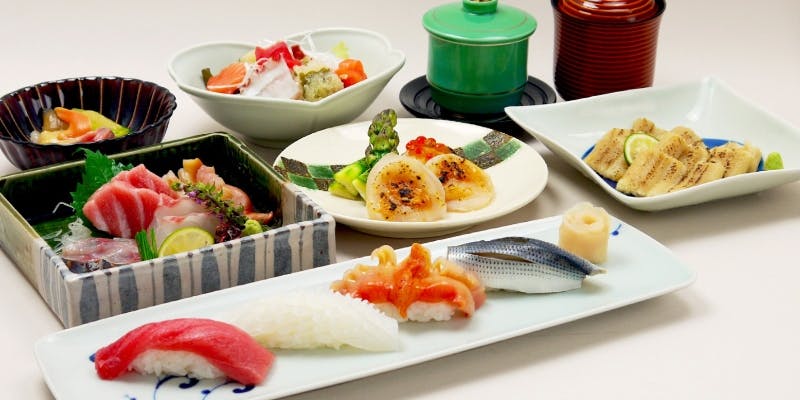 お昼の板前おまかせ握りコース（個室カウンター限定）