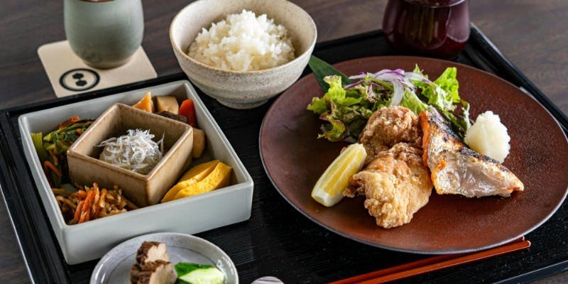 【Xmas2025】クリスマスを彩る 特別和ランチ御膳＋ドリンクバー（12/20～25限定）