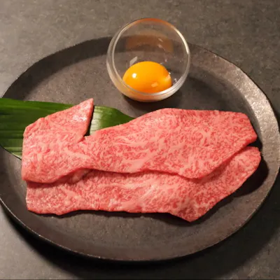 創業80年の人気老舗焼肉店「山水苑」のアッパーブランド