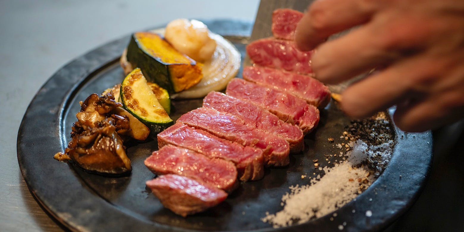 【特選７点セット】 KOBE STEAK 青斜塔 神戸牛特選ステーキセット / Kobe beef