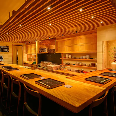 三分楼の店内