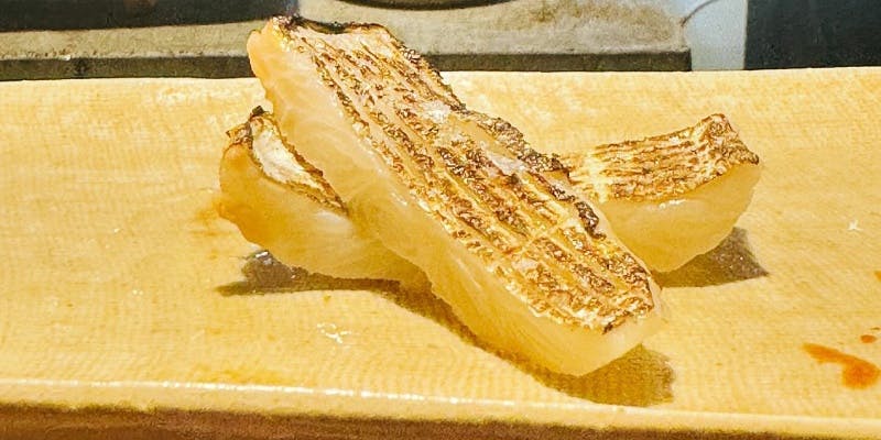 【お任せ鮨コース 】～握り六貫・お料理一品・椀物～　