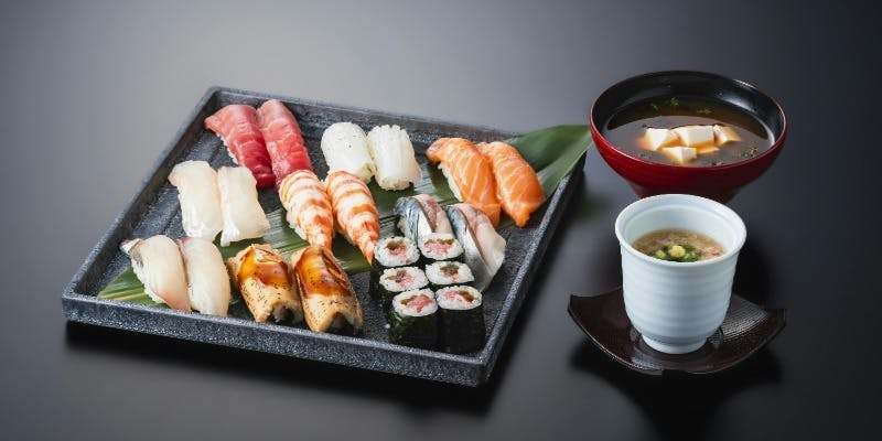 【NEW おまかせ鮨セット 雅（鮨16貫）】