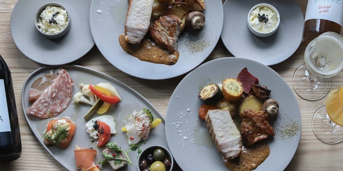 ポワン・エ・リーニュ 東京ミッドタウン八重洲店（POINT ET LIGNE）