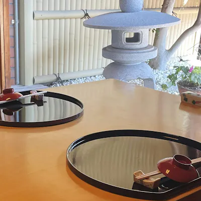 自然と調和した、心温まる和の空間