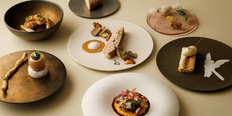 【Etoile】冬の煌めきを閉じ込めたクリスマスの饗宴 ―乾杯のグラスとともに―（12/20～25限定）