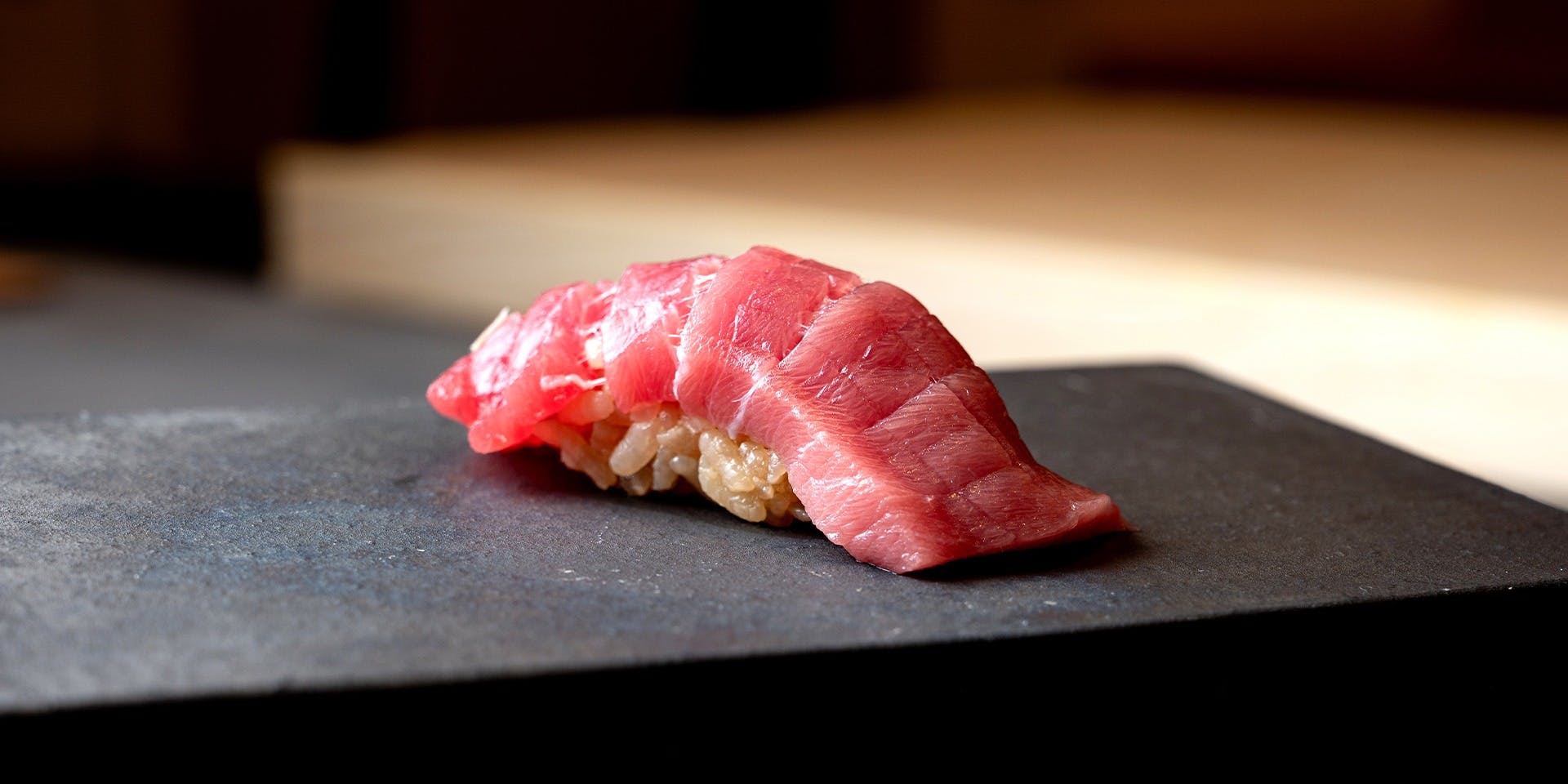 鮨 いわた 名古屋（【旧店名】納屋橋かりんとう）