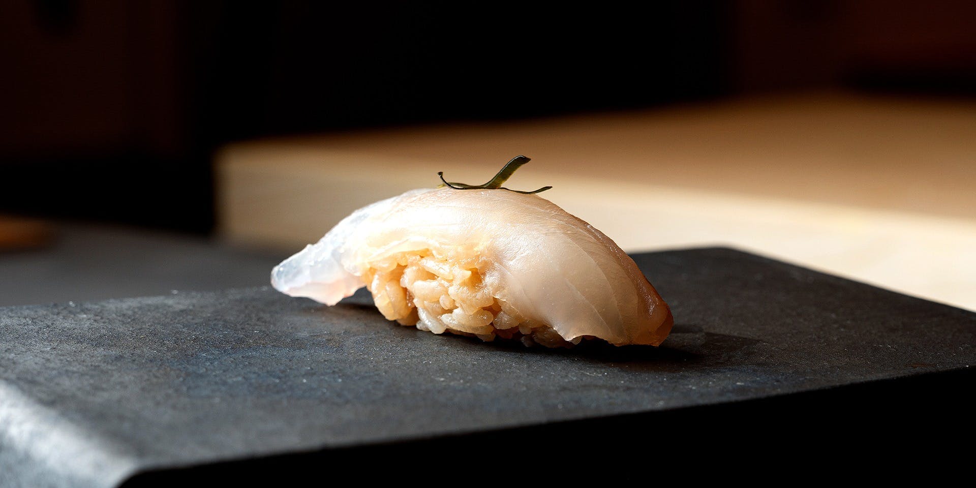 鮨 いわた 名古屋（【旧店名】納屋橋かりんとう）