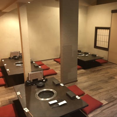 全席掘りごたつ!庭園付の高級感溢れる店内でごゆっくり