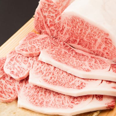 厳選された松阪牛、特産松阪牛、特選和牛(A4,A5等級)牝牛のみを使用!