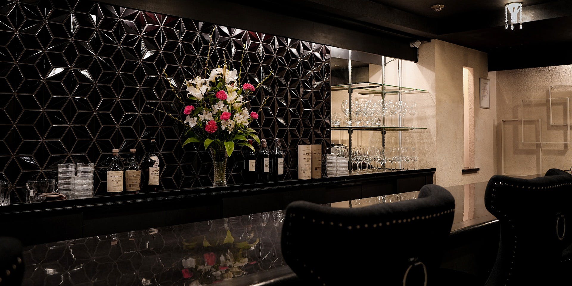 BUVEUR AWAYUKI（ビュヴール アワユキ）