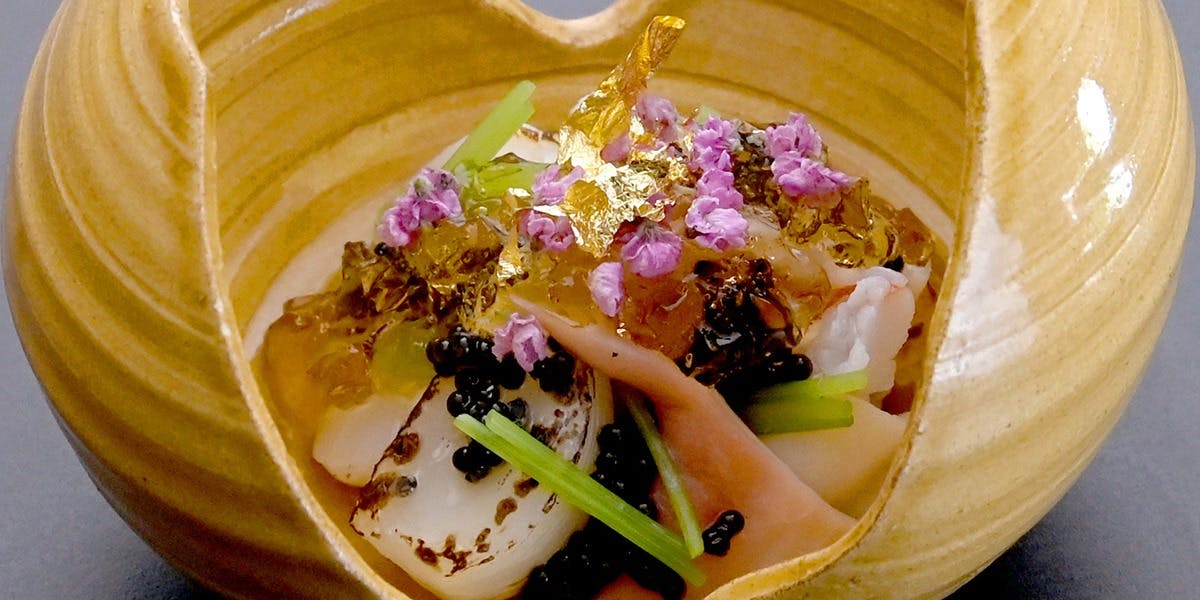 泉岳寺門前 紋屋（せんがくじもんぜん もんや）