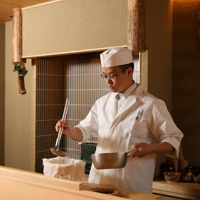 オーナーシェフ「藤原良」確かな技術に裏打ちされた料理で魅了