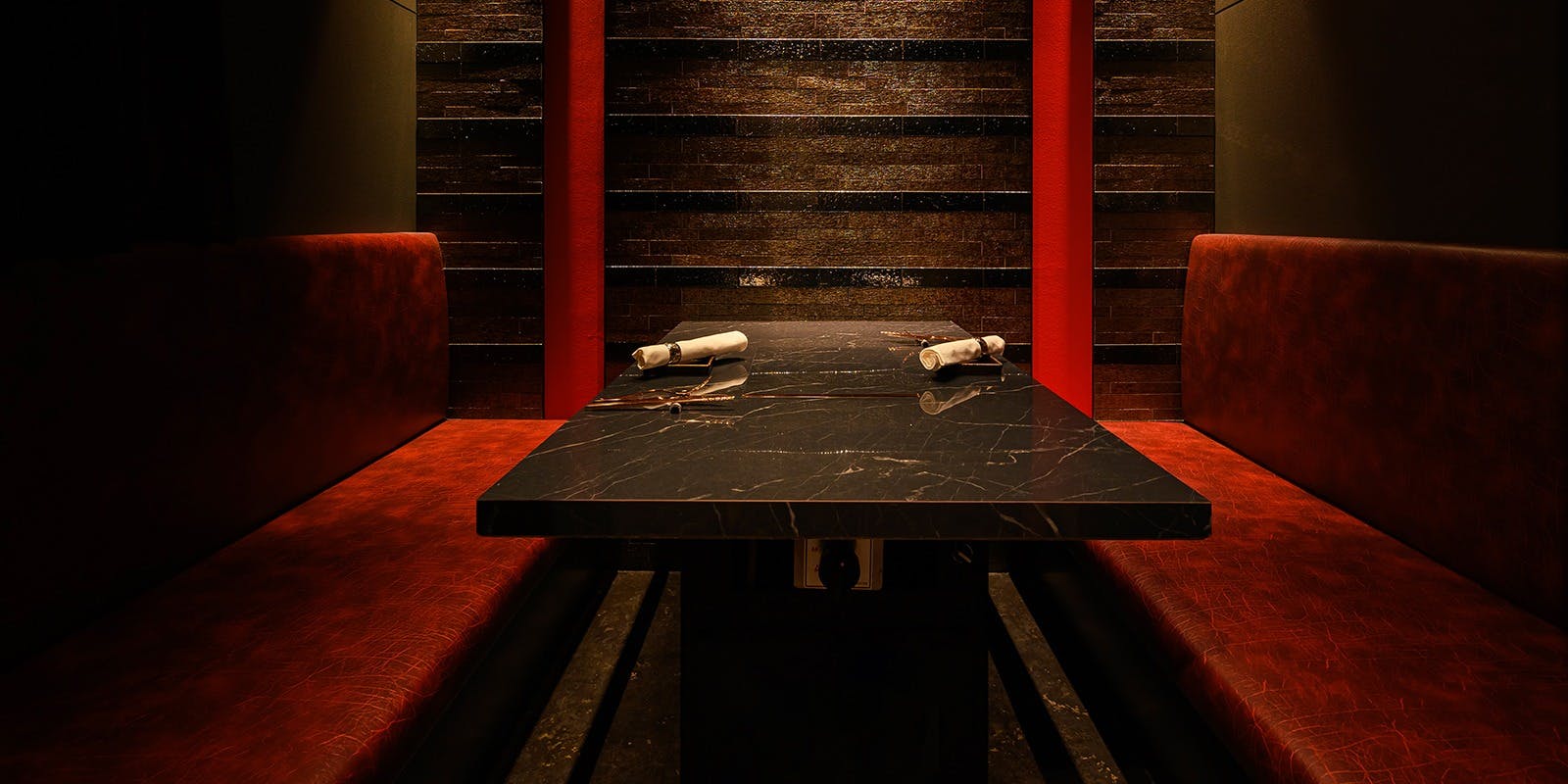 VinIX 全10皿！【焼肉×フレンチ】LATOUR＋乾杯スパークリング付（～3