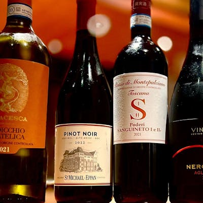 ワインで楽しむ至高の焼鳥体験