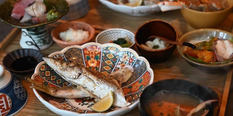 【昼食】炊き立て土鍋ご飯の日替わり御膳