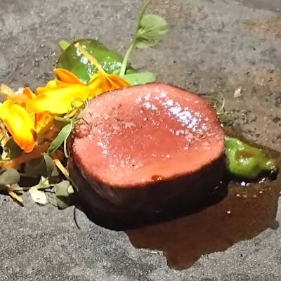 お料理に合わせるこだわりのワイン