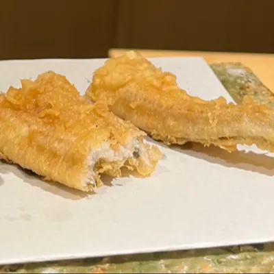 目の前で広がる天ぷらの世界をお楽しみください