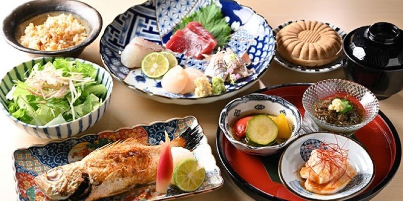 ワンランク上のご接待に！押し寿司のお土産付き【花菱コース】お料理のみ