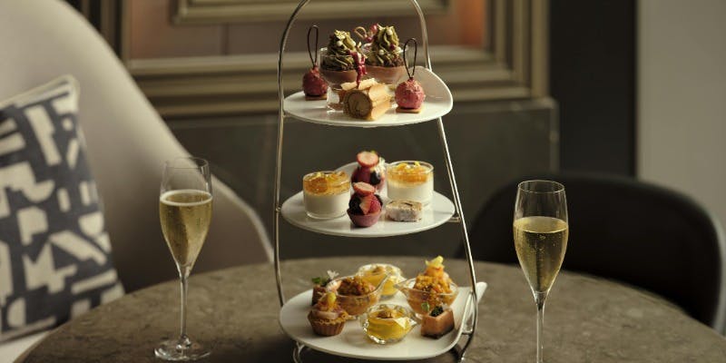 クリスマスアフタヌーンティー＋オリジナルモクテル含むカフェフリー（平日・11/22～12/19）