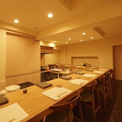 落ち着いた大人の隠れ家