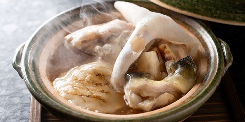 天然ふぐを味わう季節限定「ハーフコース」