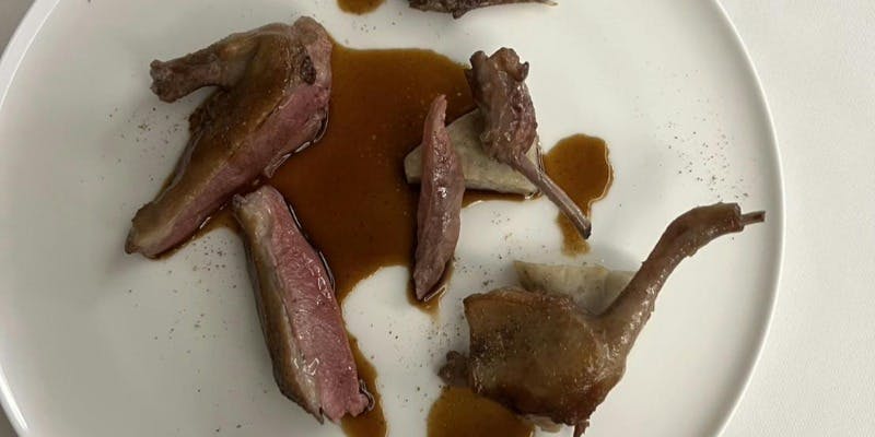 【期間限定ジビエコース】　肉料理がジビエとオマール海老やキャビヤなどの高級な食材が愉しめるコース