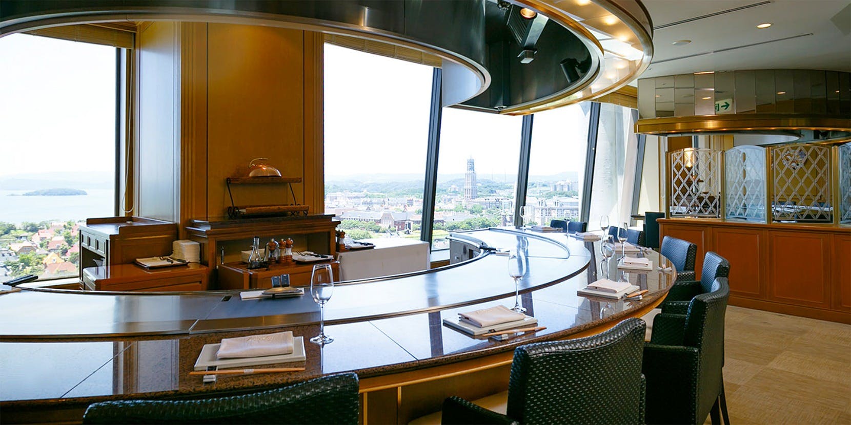 鉄板焼 大村湾／ホテルオークラJRハウステンボス