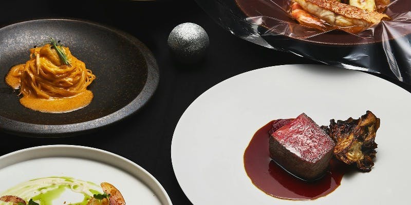 【Xmas2025】贅沢食材のスペシャルコースとソムリエが厳選した4種のペアリングコース（コーヒー・紅茶付）